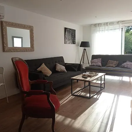 T3&jardin 2 à 5 Pers à La Terra Apartamento Balma