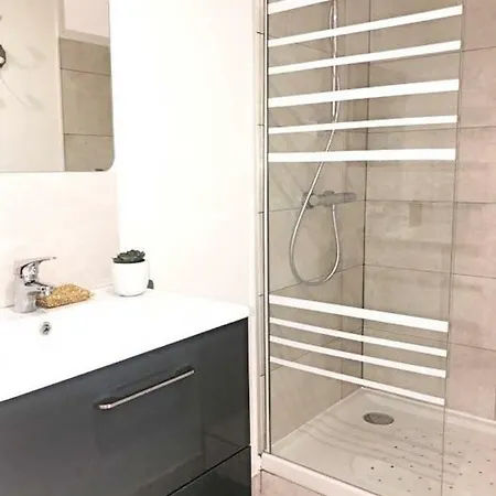 Апартаменты T3 L'olivier & Jardin 1 A 4 Pers A Terra *